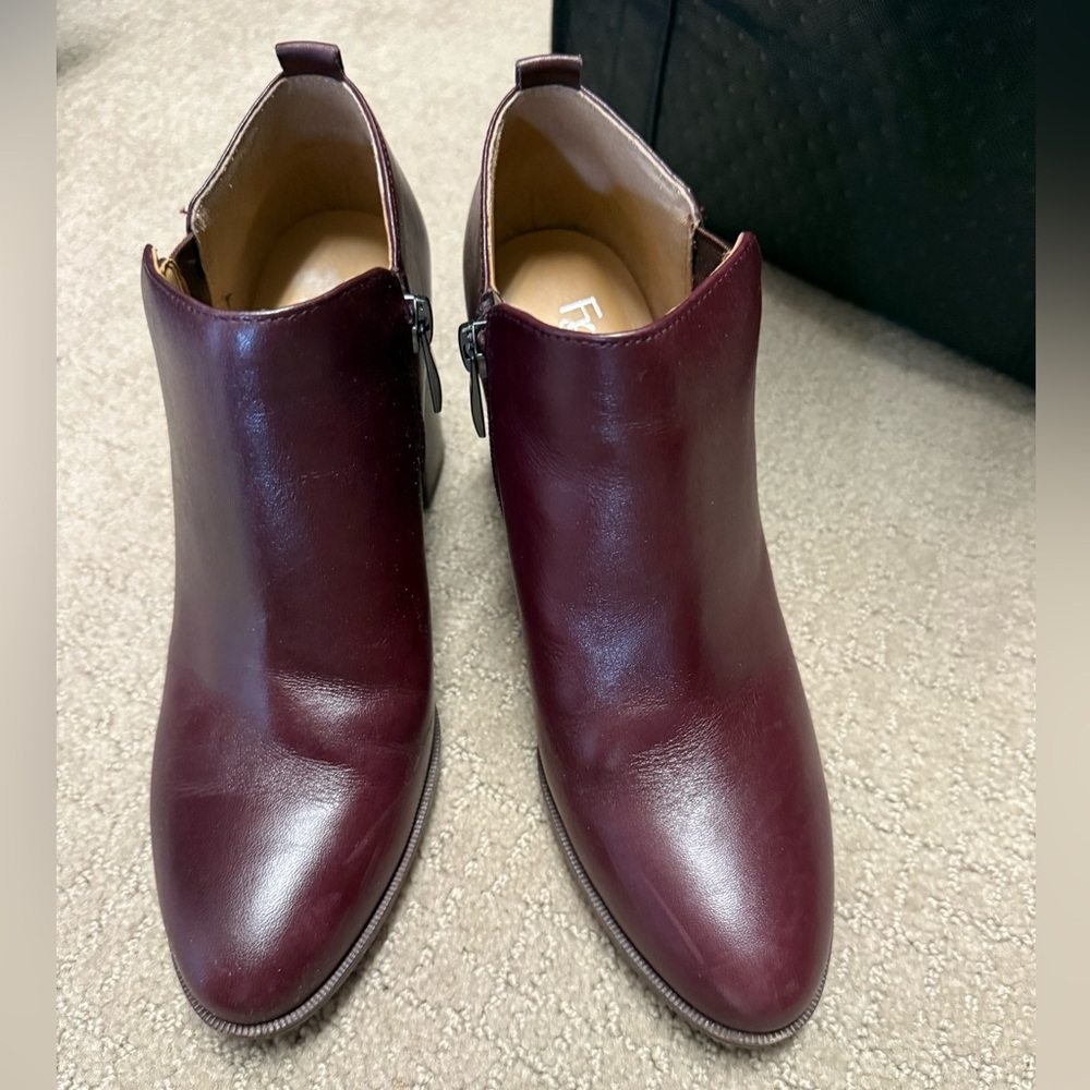 Franco Sarto Burgundy Ankle Booties - Size 8